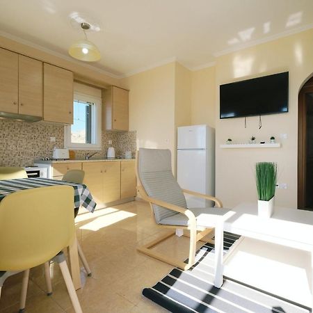 Captains View Apartments Platy Exterior photo